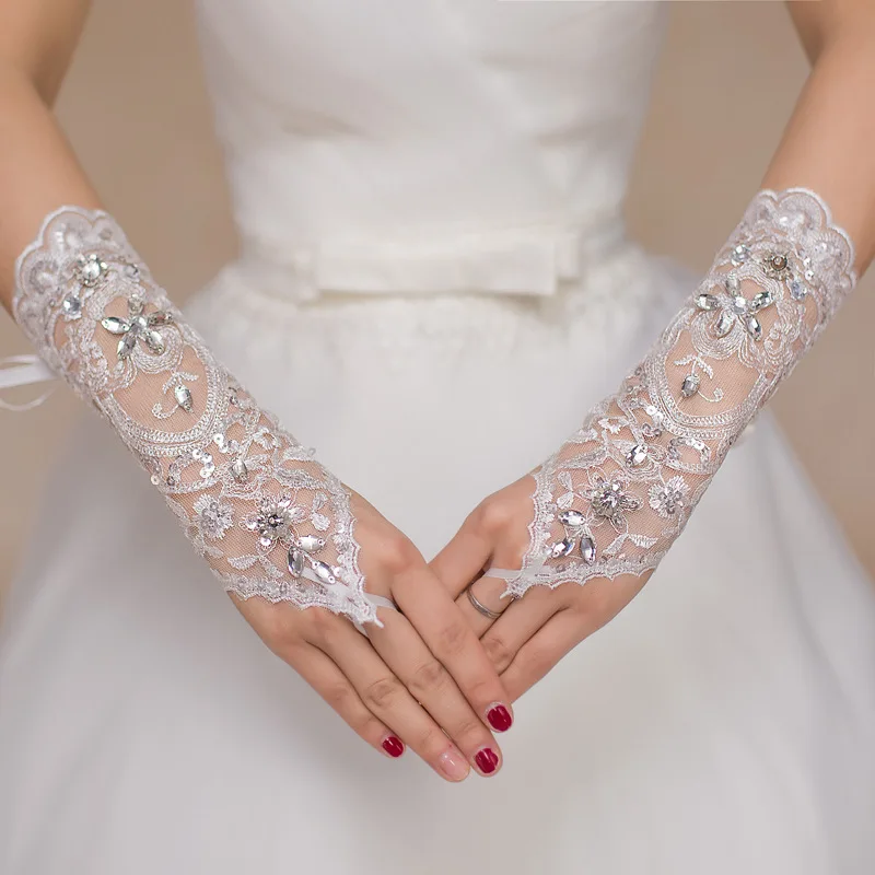 1 Pair White/Red/Beige Bridal Gloves Elegant Short Paragraph Rhinestone White Lace Glove Beautiful Wedding Accessories