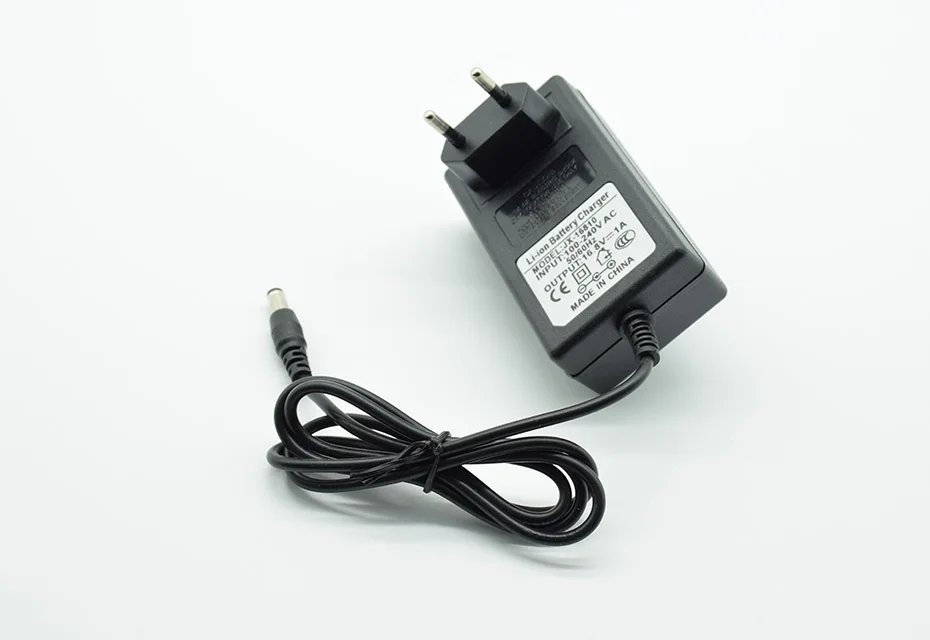 Adapter DC 8.4V 12.6V 2A 16.8V 2A 21V 1A Power Supply Charger EU Plug 5.5mm * 2.5mm(2.1mm) 100-240V 18650 Li-ion Battery