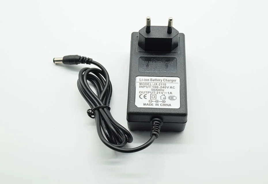 Adapter DC 8.4V 12.6V 2A 16.8V 2A 21V 1A Power Supply Charger EU Plug 5.5mm * 2.5mm(2.1mm) 100-240V 18650 Li-ion Battery