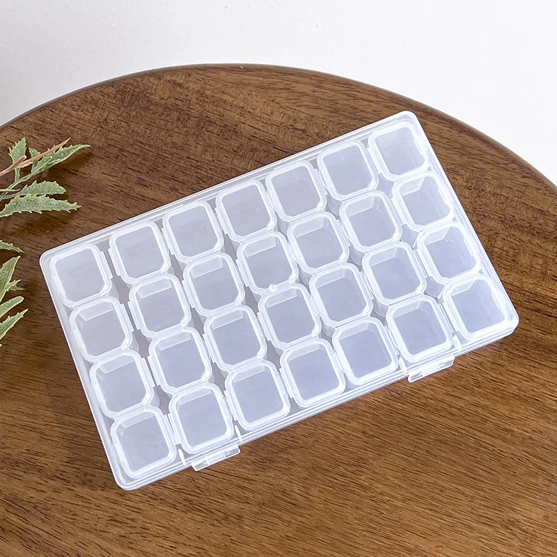 56/28Grid The Compact PP Storage Box Can Be Used To Store Beads Nail Tools and Empty Plastic Storage Containers