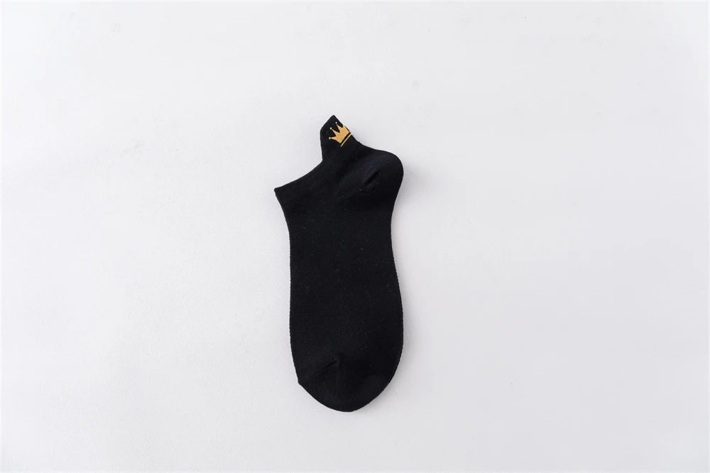 Chic New Women's Embroidery Crown Lovely Harajuku Breathable Reticulated Hollow Out Soft Cotton Mesh Ankle Socks