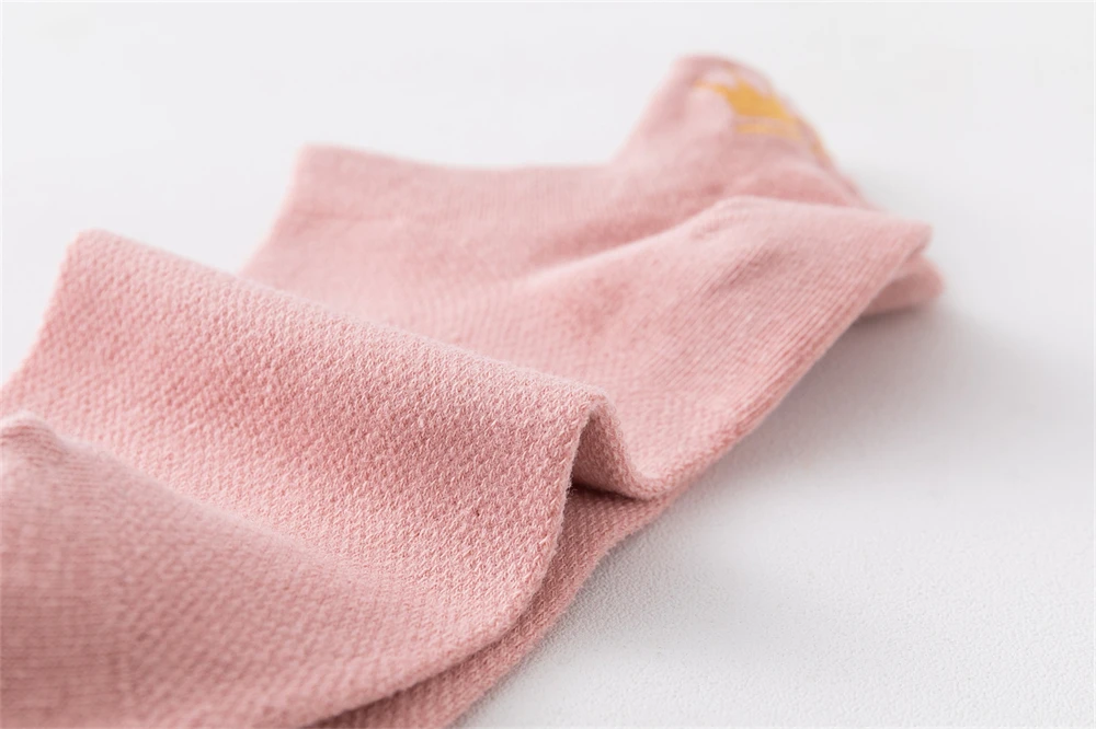 Chic New Women's Embroidery Crown Lovely Harajuku Breathable Reticulated Hollow Out Soft Cotton Mesh Ankle Socks