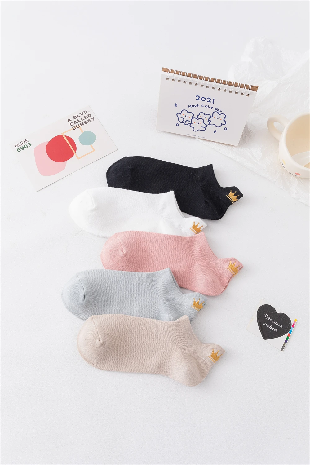 Chic New Women's Embroidery Crown Lovely Harajuku Breathable Reticulated Hollow Out Soft Cotton Mesh Ankle Socks