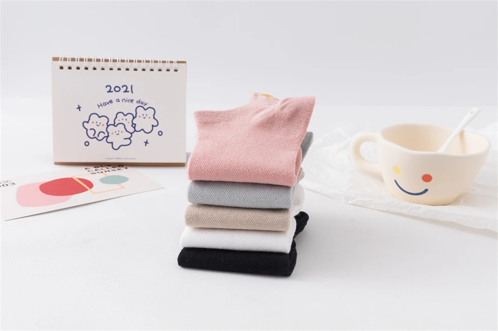 Chic New Women's Embroidery Crown Lovely Harajuku Breathable Reticulated Hollow Out Soft Cotton Mesh Ankle Socks