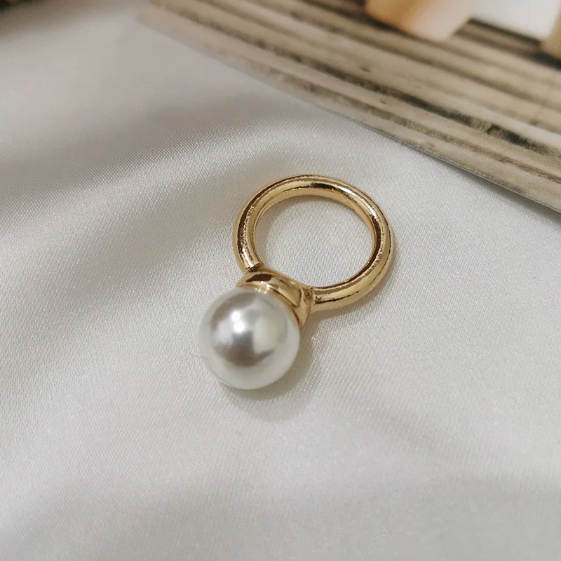 Fashion Luxury Scarf Buckle Wedding Brooch Pins Women Silk Scarfs Buckle Ring Clip Scarf Jewelry Shawls Scarve Buckle Accessorie