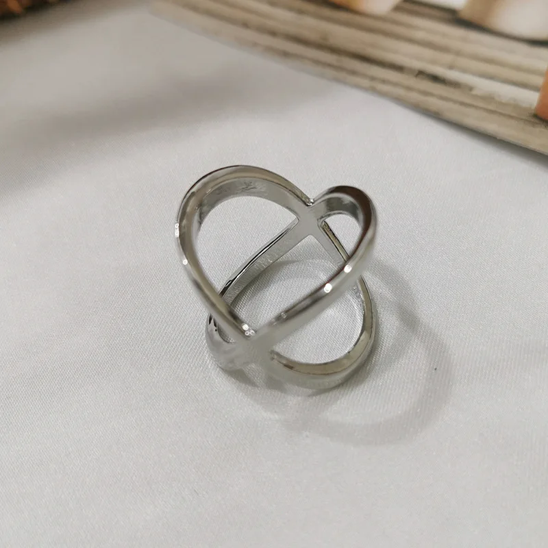 Fashion Luxury Scarf Buckle Wedding Brooch Pins Women Silk Scarfs Buckle Ring Clip Scarf Jewelry Shawls Scarve Buckle Accessorie