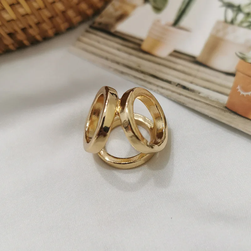 Fashion Luxury Scarf Buckle Wedding Brooch Pins Women Silk Scarfs Buckle Ring Clip Scarf Jewelry Shawls Scarve Buckle Accessorie