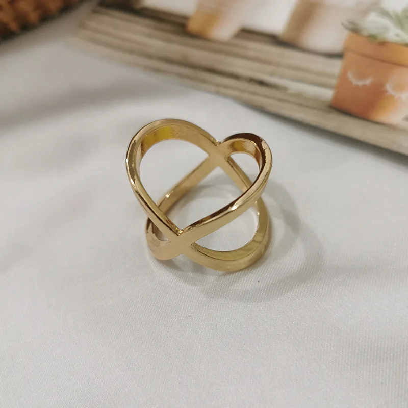 Fashion Luxury Scarf Buckle Wedding Brooch Pins Women Silk Scarfs Buckle Ring Clip Scarf Jewelry Shawls Scarve Buckle Accessorie