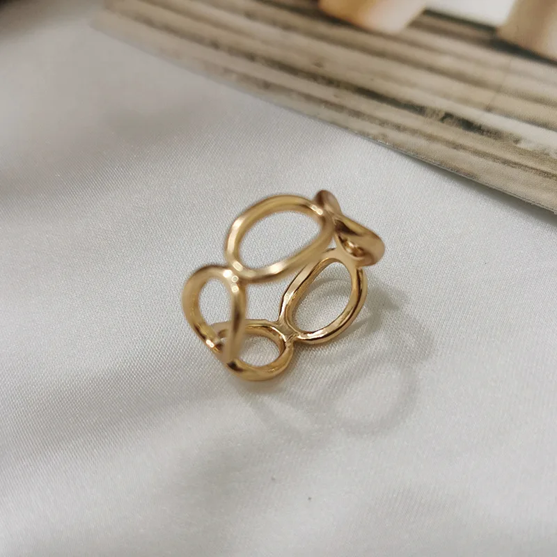 Fashion Luxury Scarf Buckle Wedding Brooch Pins Women Silk Scarfs Buckle Ring Clip Scarf Jewelry Shawls Scarve Buckle Accessorie