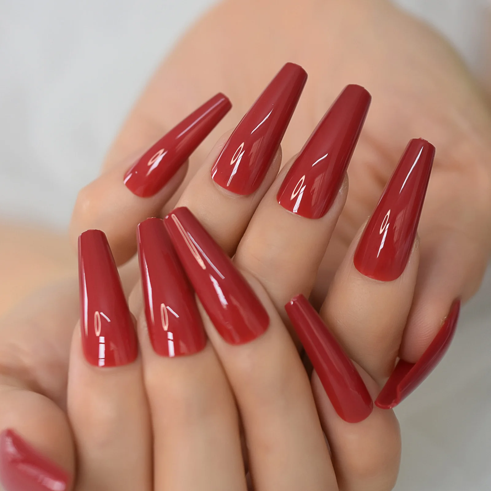 Red Hot Fake Nails Extra Long Coffin Artificial Nails Press On Solid Color Gel Shine Acrylic Ballerina Nail Tips Salon Tool