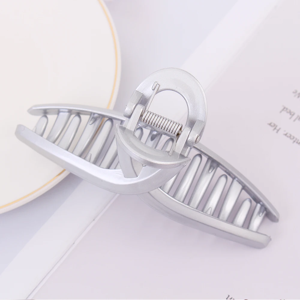 2021 New Women Elegant Gold Hollow Geometric Metal Hair Claw Vintage Hair Clips Headband Hairpin Hair Crab Hair Accessories