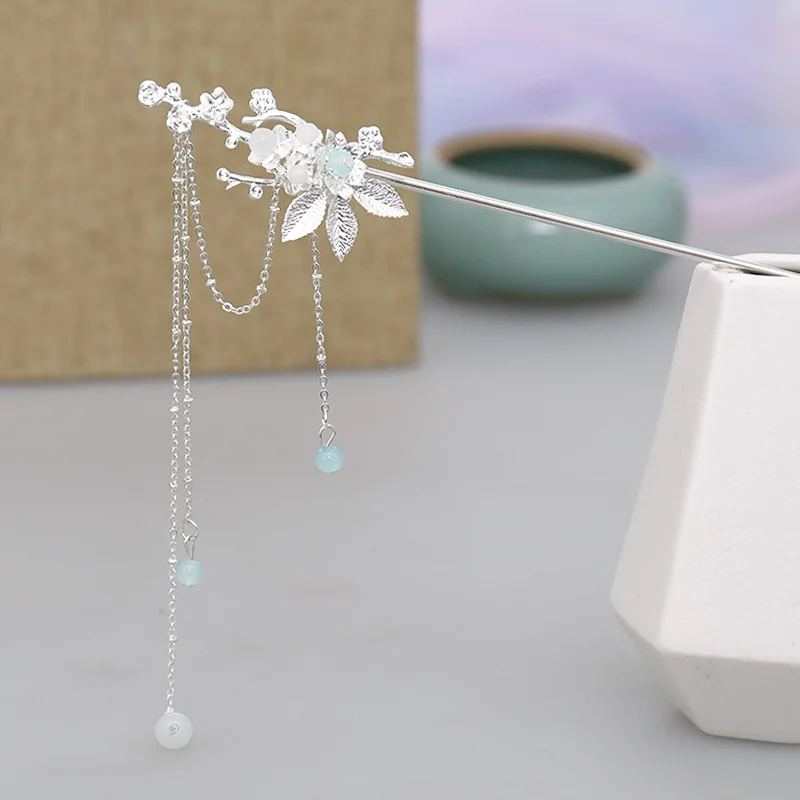 Womens Crystal Hair Clasp Flowers Shape Design Y2K Silver Step Shake Hanfu Hair Stick with Tassel Headwear Hairpins Jewelry