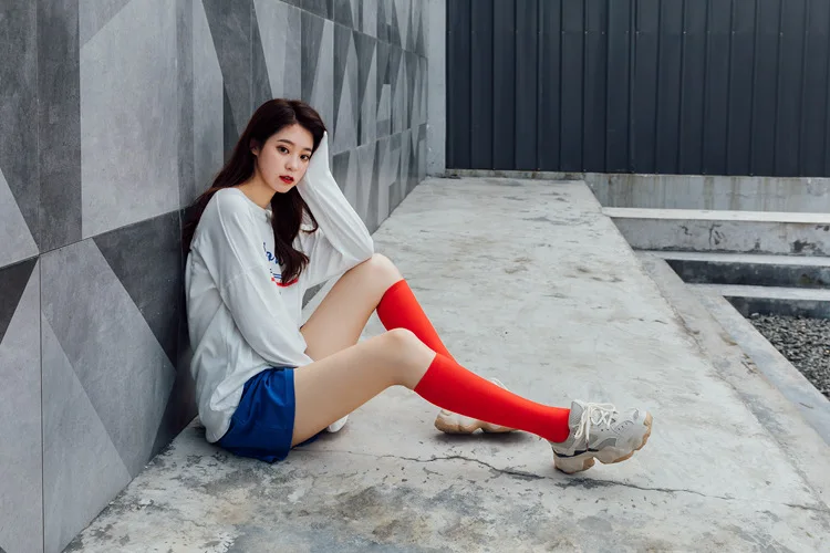 New Japanese solid color calf socks Hyuna candy color Korean student long tube women's socks