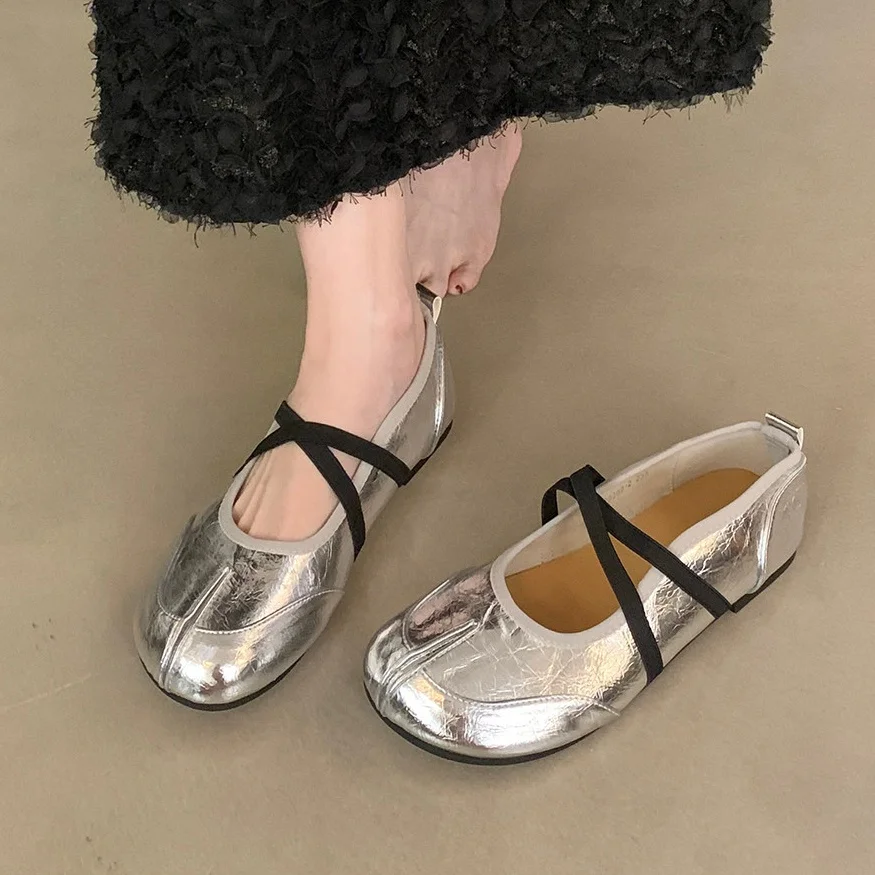 Bailamos Women Flat Women's Square Toe Retro Single Shoes One Word Buckle Shallow Mouth Mary Jane Shoes Split Toe Shoes Sandals