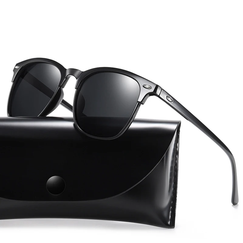 Fashion Square Polarized Sunglasses Men Women Classic Rivet Sun Glasses For Male High Quality Anti-glare Driving Shades