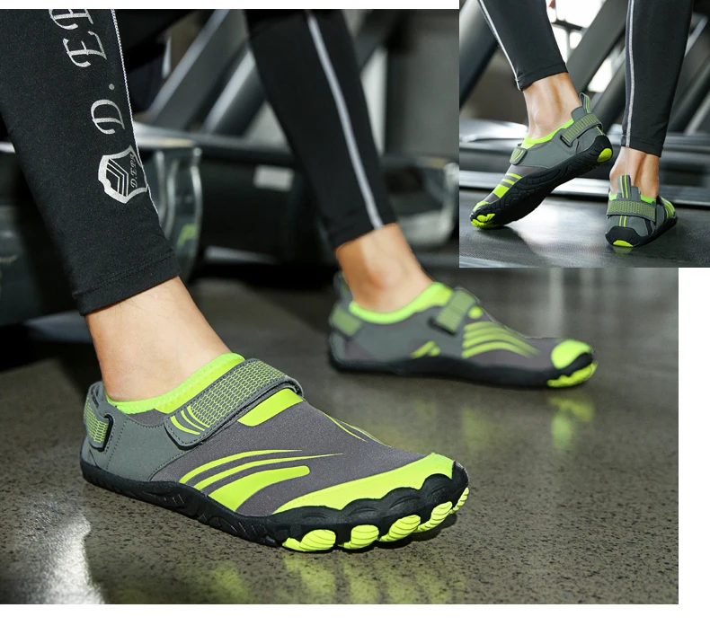 Unisex Swimming Water Shoes Men Barefoot Outdoor Beach Sandals Upstream Aqua Shoes Plus Size Nonslip River Sea Diving Sneakers