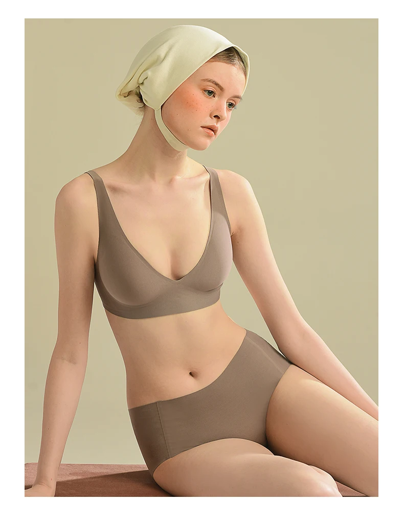 SUJIIN Sexy Bras for Women Plunge Wireless Seamless Invisible Padded Push Up Bras Comfortable Smoothing Female Bralettes MX074