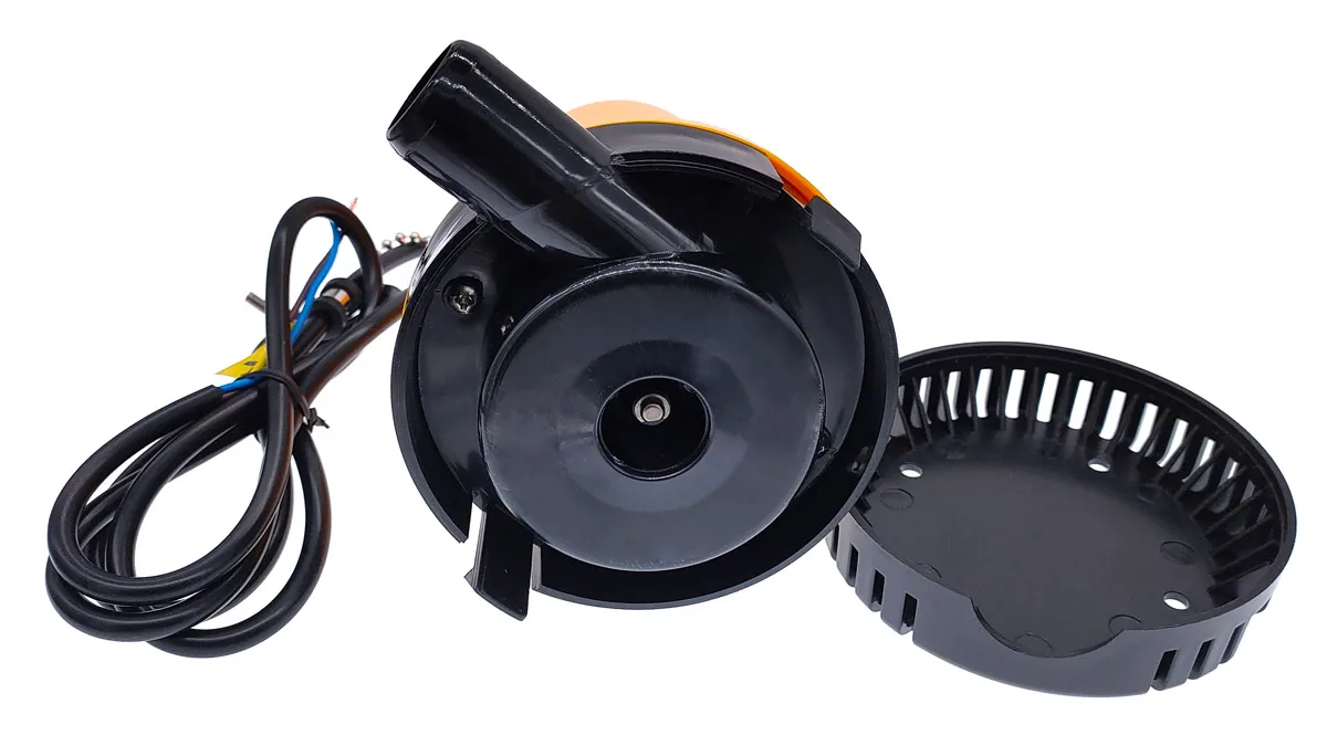 1PCS Submersible Water Pump 12V Bilge Pump Mini Cabin Drainage Pump Household Pumping Circulation Electric Pump