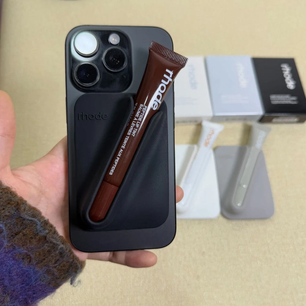 Rhode Hot Magnetic SNAP-ON LIP Case for All Mobile Phones for Magsafe Lip Gloss Holder with Long Lasting Lipstick Lip Gloss