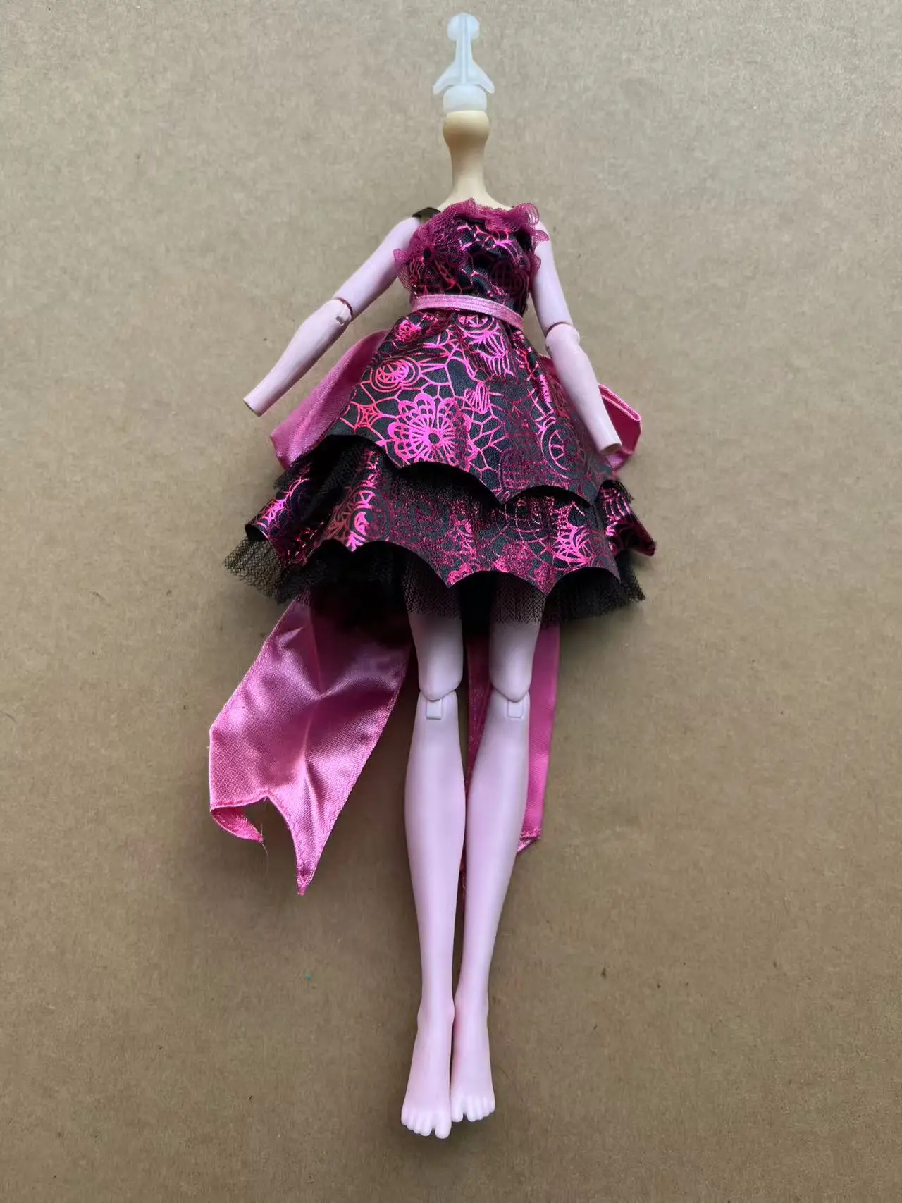 Monster Doll Dress Skirt Pant Jacket Slim Doll Colorful Clothes Red Black Silver Yellow Doll Decors