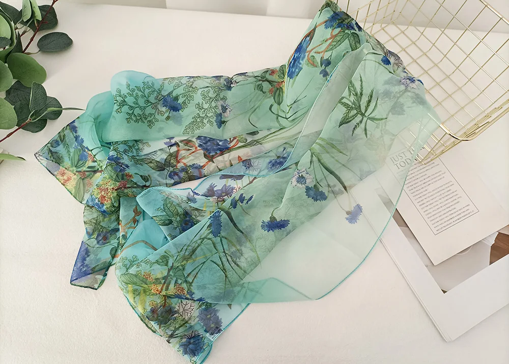 Green Grass Women Elegant Chiffon Georgette Bandana Scarf Summer Beach Sunscreen Thin Hijab