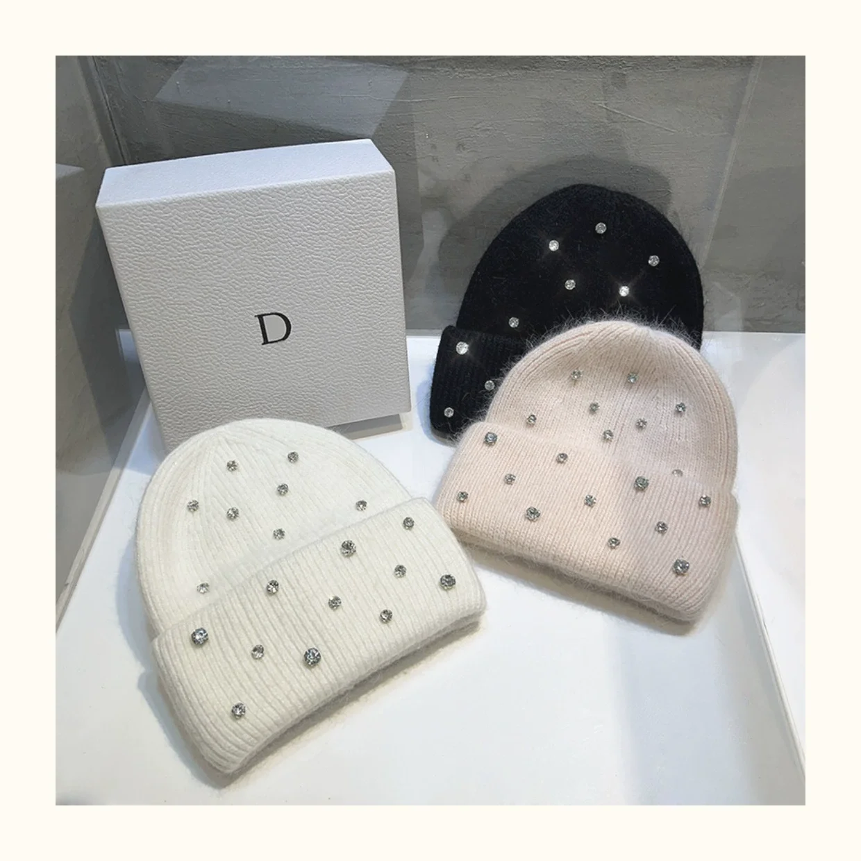 Luxury Rhinestone Beads Knitted Hat Korean Women Rabbit Fur Wool Skullies Cap Winter Fashion Thickened Warm Bonnet Beaanies
