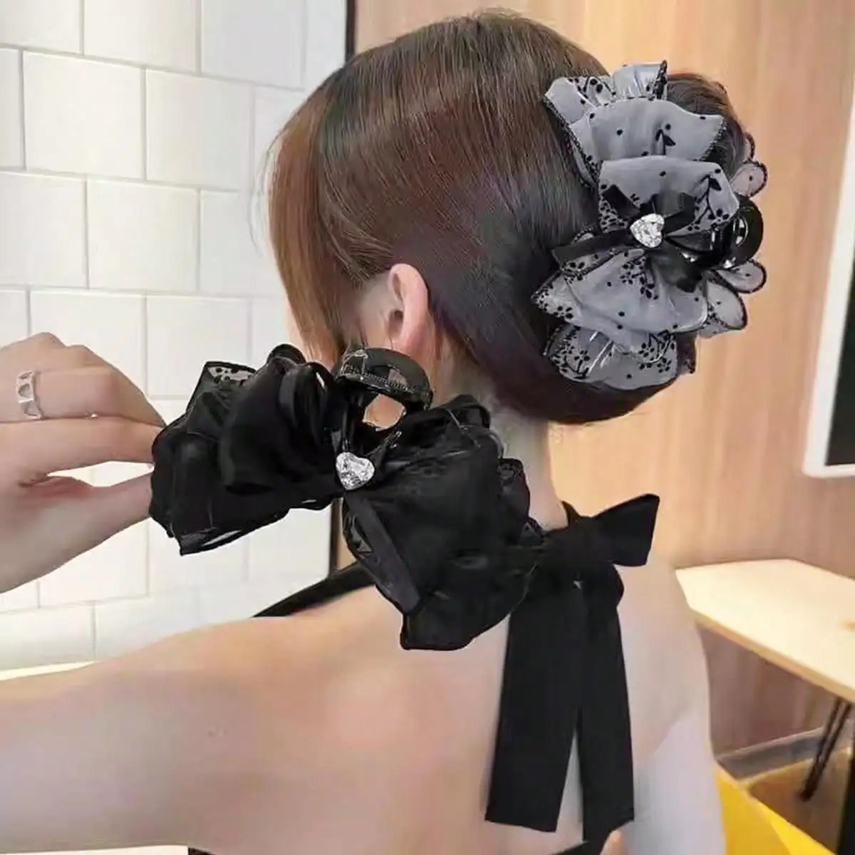1/2pcs Women's Multi-Color Rhinestone Heart Embellishment Mesh Bow Hair Clip Double-Sided Bubble Grip Clip Fluffy Hair Claw
