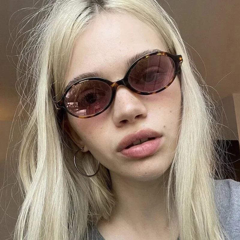 2024 Fashion Trend Oval Sunglasses New Elliptical Small Frame Sunglasses Men and Women UV Protection Ultra Light Sunglasses