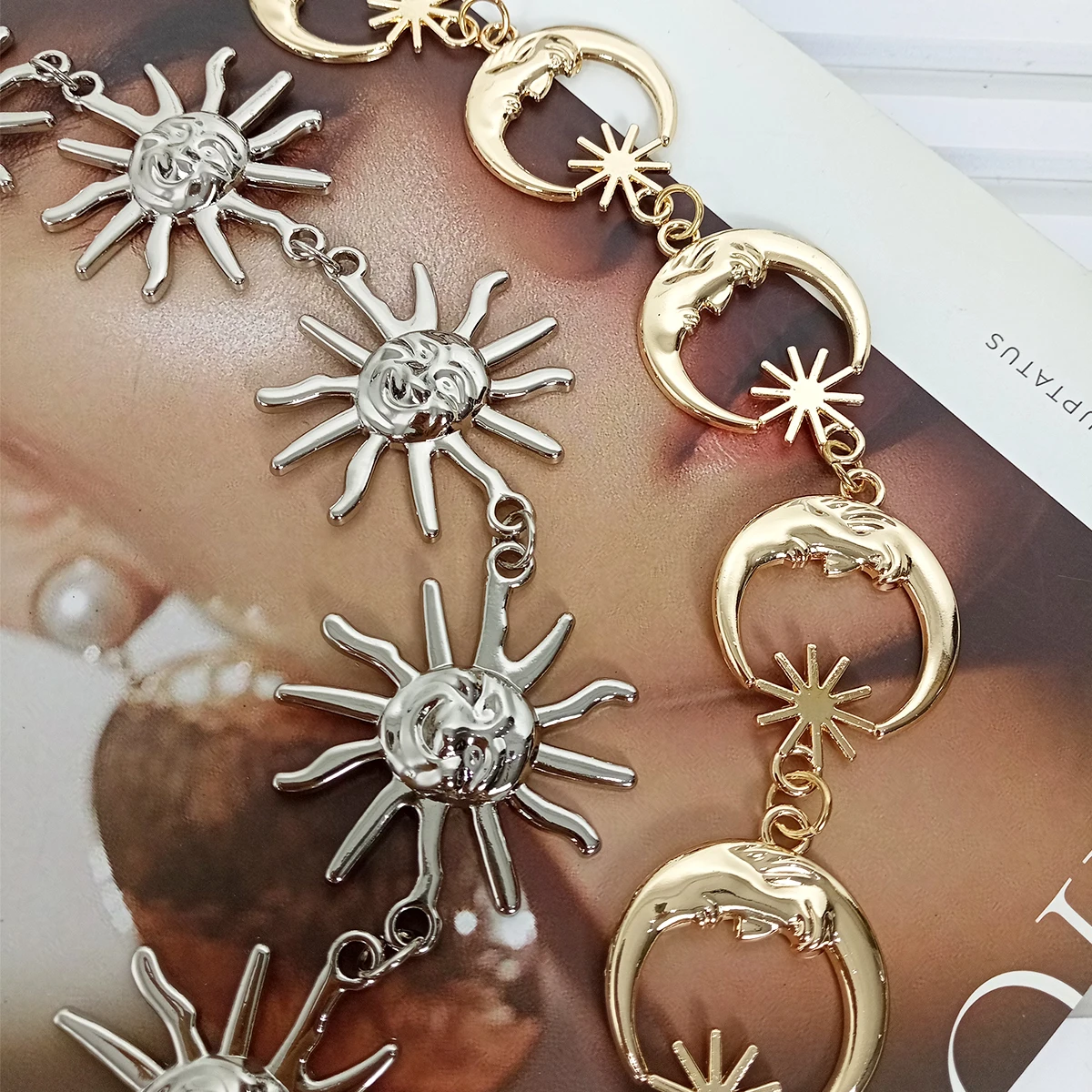 Punk Hip Hop Style All-match Waist chain sun Vintage Metal Womans Belt For Dress Moon High Waist Chain Belt for Women