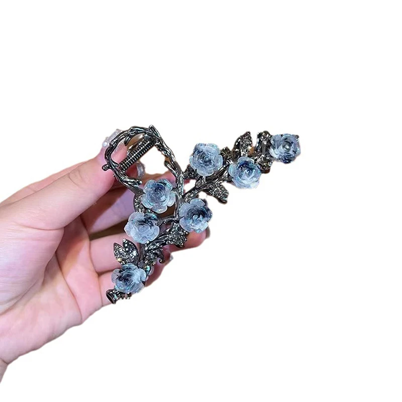 Female Flower Hair Claw Grab Clip Retro Ponytail Braid Crab Metal Grab Clip Fashion Sweet Girl Hair Card Hair Accessories
