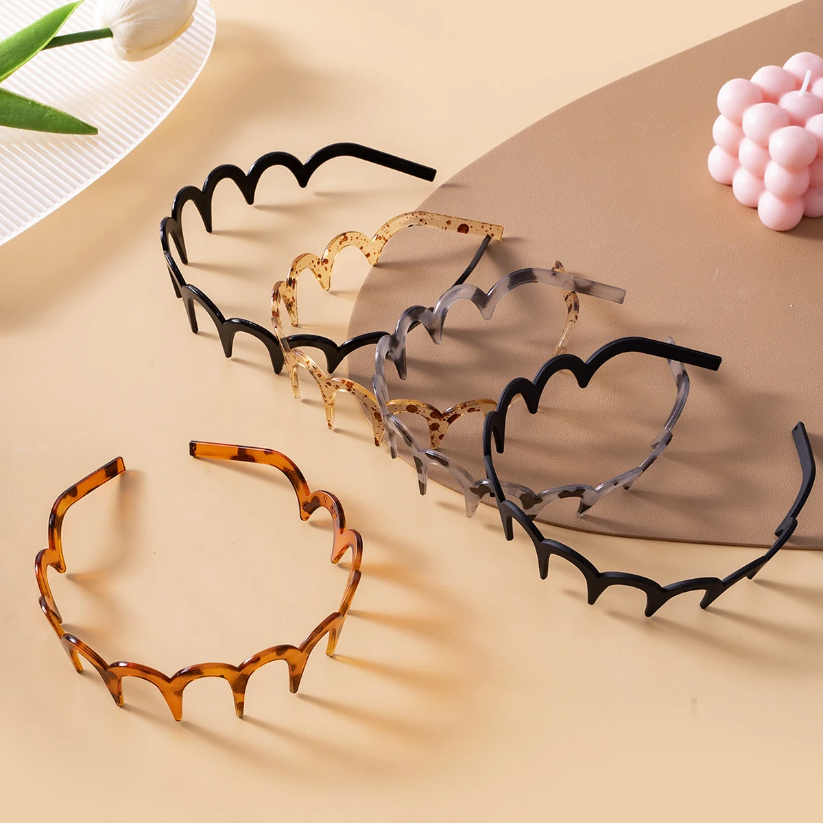 Korean Women Hair Comb Non-Slip Headband Plastic U Shape Hair Hoops Fixed Teeth Fluffy Top Hair Bands Headwear Hair Accessories