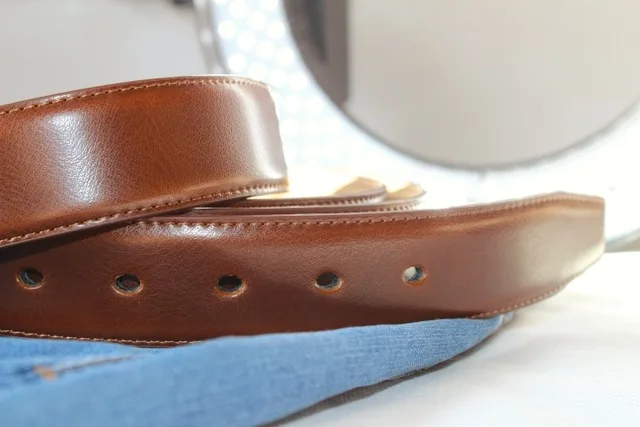 1Pcs Belt Men - Leather Reversible Belts for Men 1 3/8" for Dress Pants - 2 Styles in One Belt