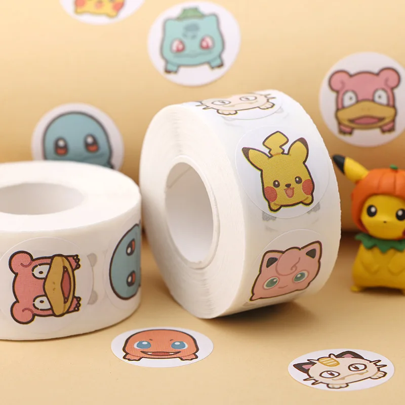 500pcs Roll Cartoon Stickers Kawaii Anime Round Seal Diy Laptop Decals Stikers Cute Book Children Reward Toy Gift