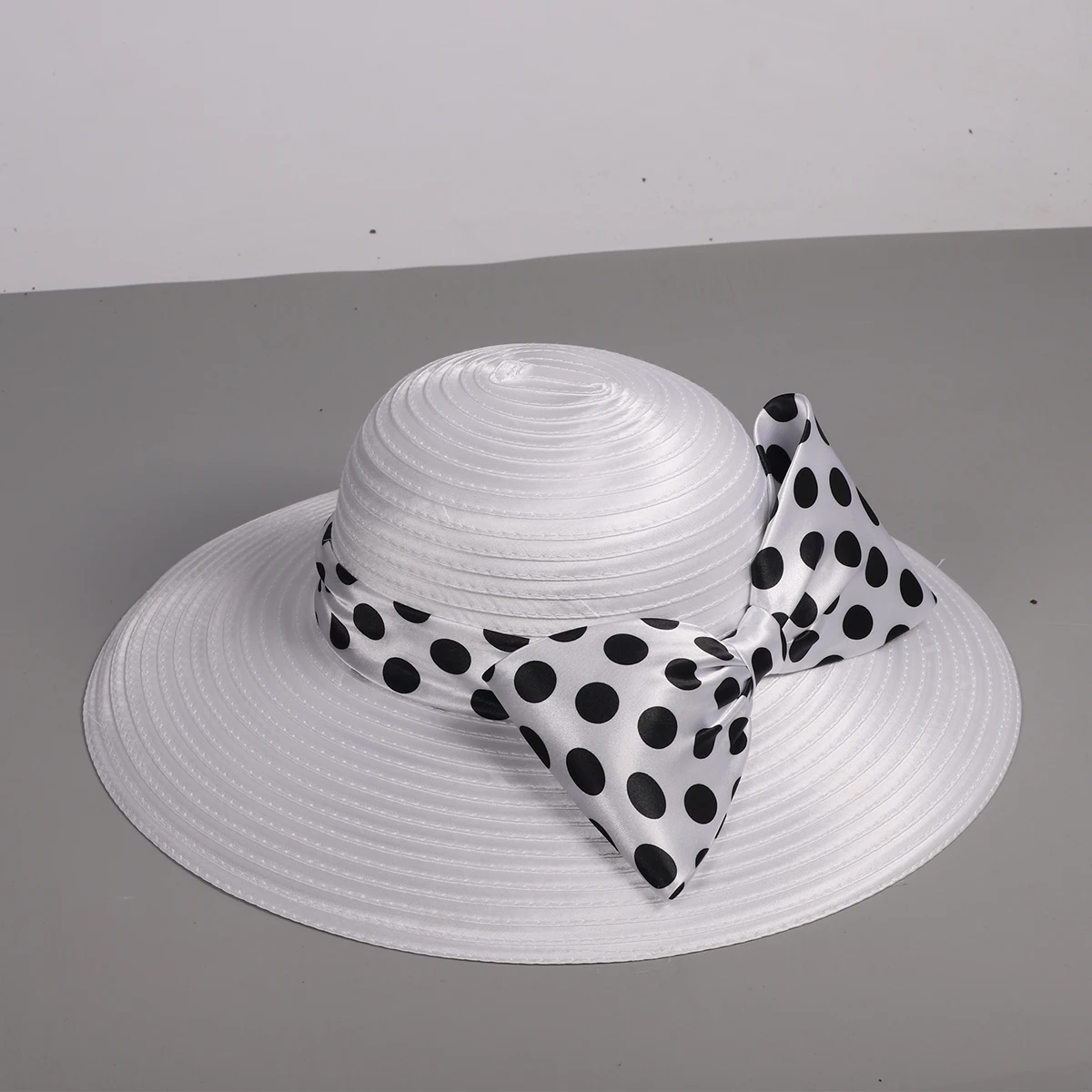 FS Elegant Women Wide Brim Rose Black Patchwork Polka Dots Kentucky Hat For Wedding Party Hat Big Bowknot Fedora Beach Cap