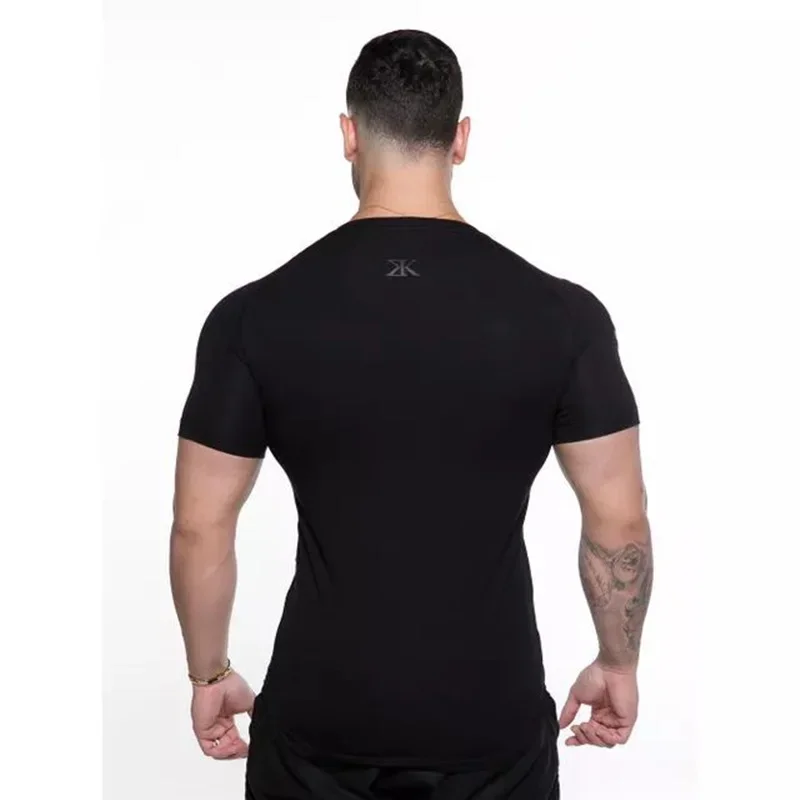 2026 Men Running Sports T-Shirt Training Quick Dry Tight Short Sleeves Shirt Bodybuilding Compress Fitness Tee Tops Men Clothing