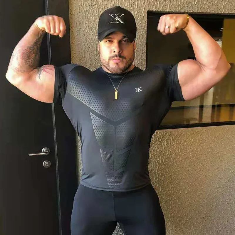 2026 Men Running Sports T-Shirt Training Quick Dry Tight Short Sleeves Shirt Bodybuilding Compress Fitness Tee Tops Men Clothing