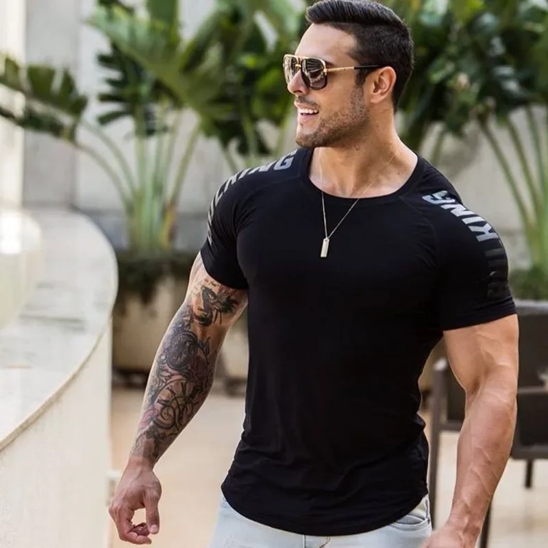 2026 Men Running Sports T-Shirt Training Quick Dry Tight Short Sleeves Shirt Bodybuilding Compress Fitness Tee Tops Men Clothing