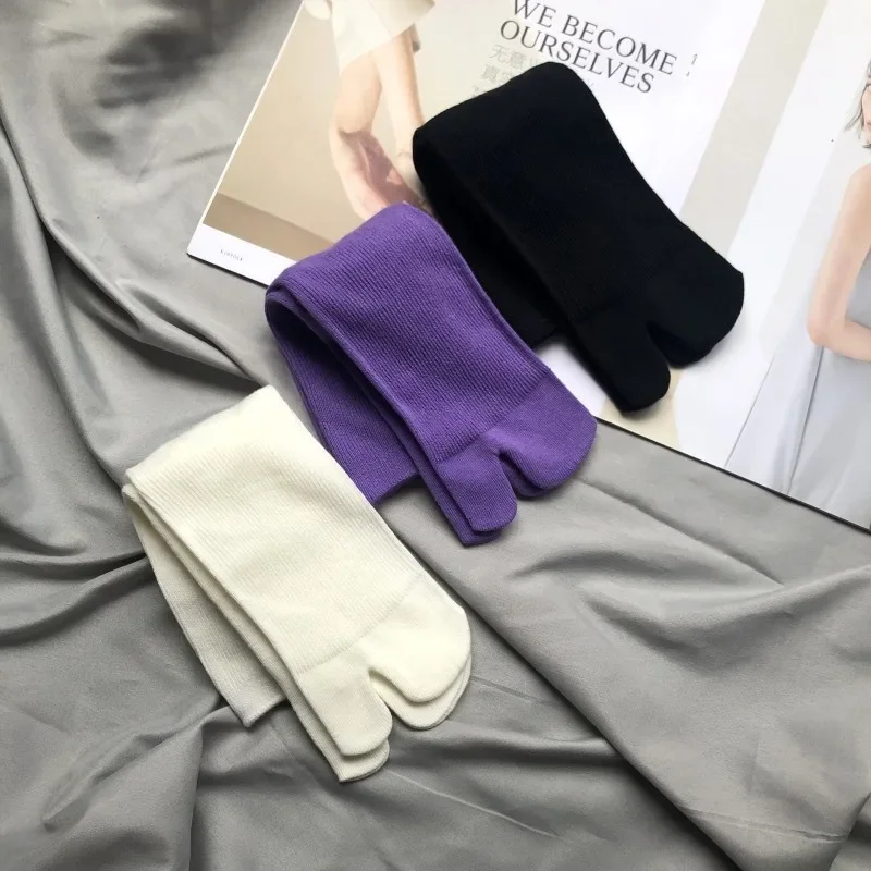 High Quality Combed Cotton Split Toe Socks Unisex Simple Comfortable Two-Toed Socks Japanese Harajuku Men Women's Tabi Socks
