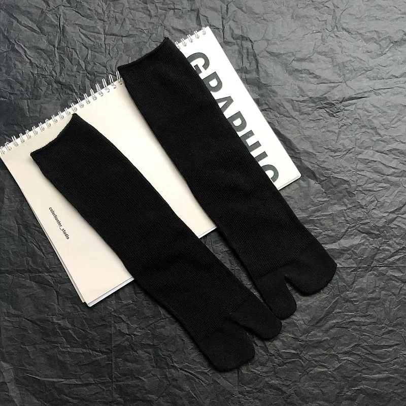 High Quality Combed Cotton Split Toe Socks Unisex Simple Comfortable Two-Toed Socks Japanese Harajuku Men Women's Tabi Socks