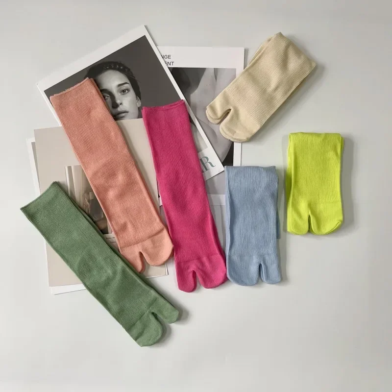 High Quality Combed Cotton Split Toe Socks Unisex Simple Comfortable Two-Toed Socks Japanese Harajuku Men Women's Tabi Socks