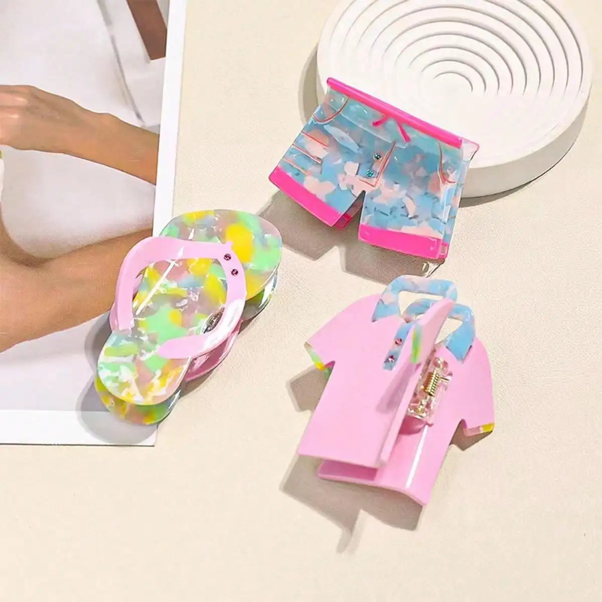 1pc Women's Acetate Hair Clip Personalized Slippers T-shirt Shorts Grab Clip Plate Hair Shark Clip Headwear Hair Grab