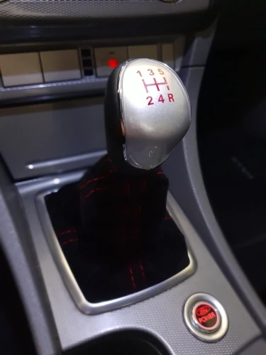 16mm Universal Suede Leather Car Gear Shift Collars Carbon Fiber Auto Car Manual Stick Shifter Knob Gear Shift Boot Cover Gaiter