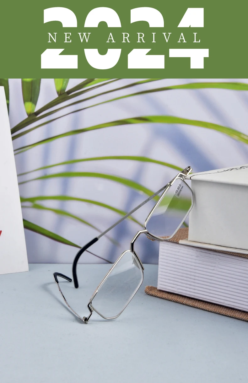 Guanhao Portable Reading Glasses Men's Fashionable Business Glasses Transparent Optical Lightweight Mini Box Presbyopic Glasses