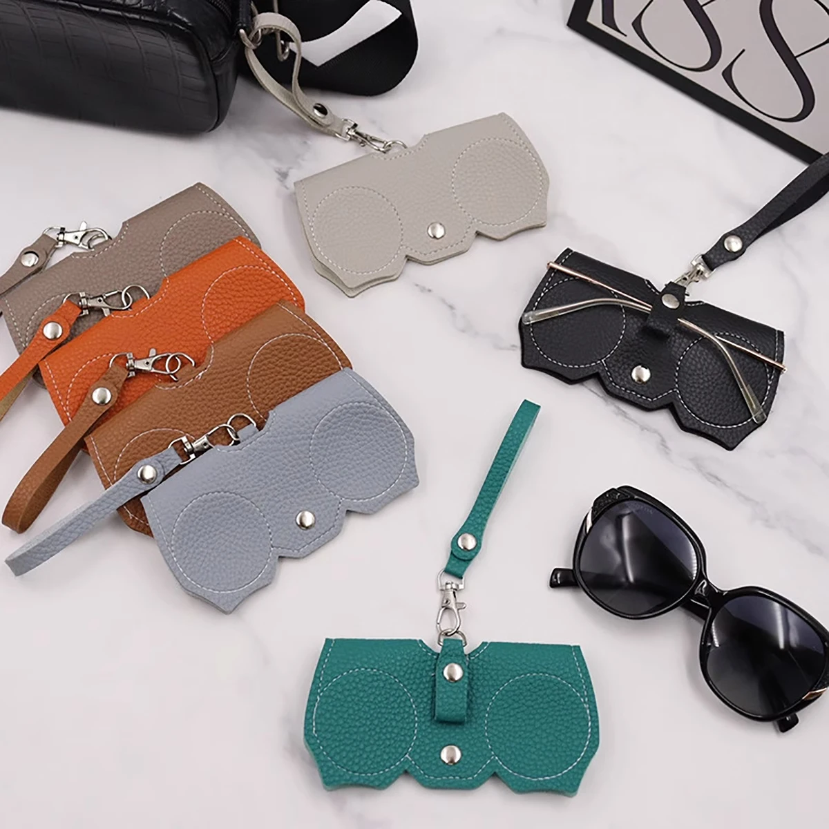 1pc Litchi Embossed Glasses Cover Cute Hanging PU Leather Sunglasses Reading Glasses Storage Bag Portable Travel Eyewear Holder