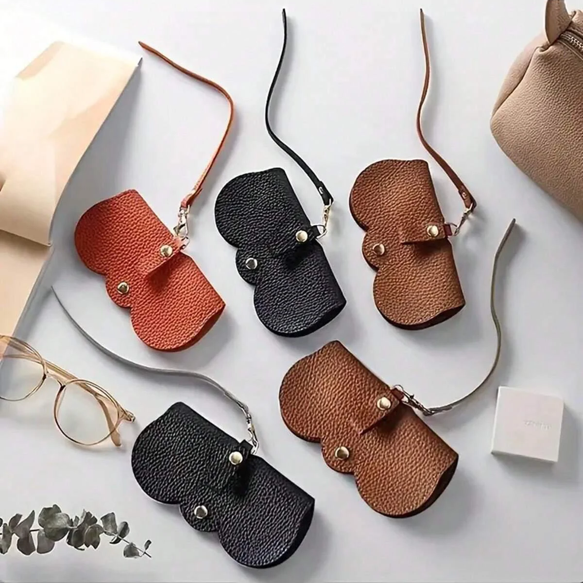 1pc Litchi Embossed Glasses Cover Cute Hanging PU Leather Sunglasses Reading Glasses Storage Bag Portable Travel Eyewear Holder