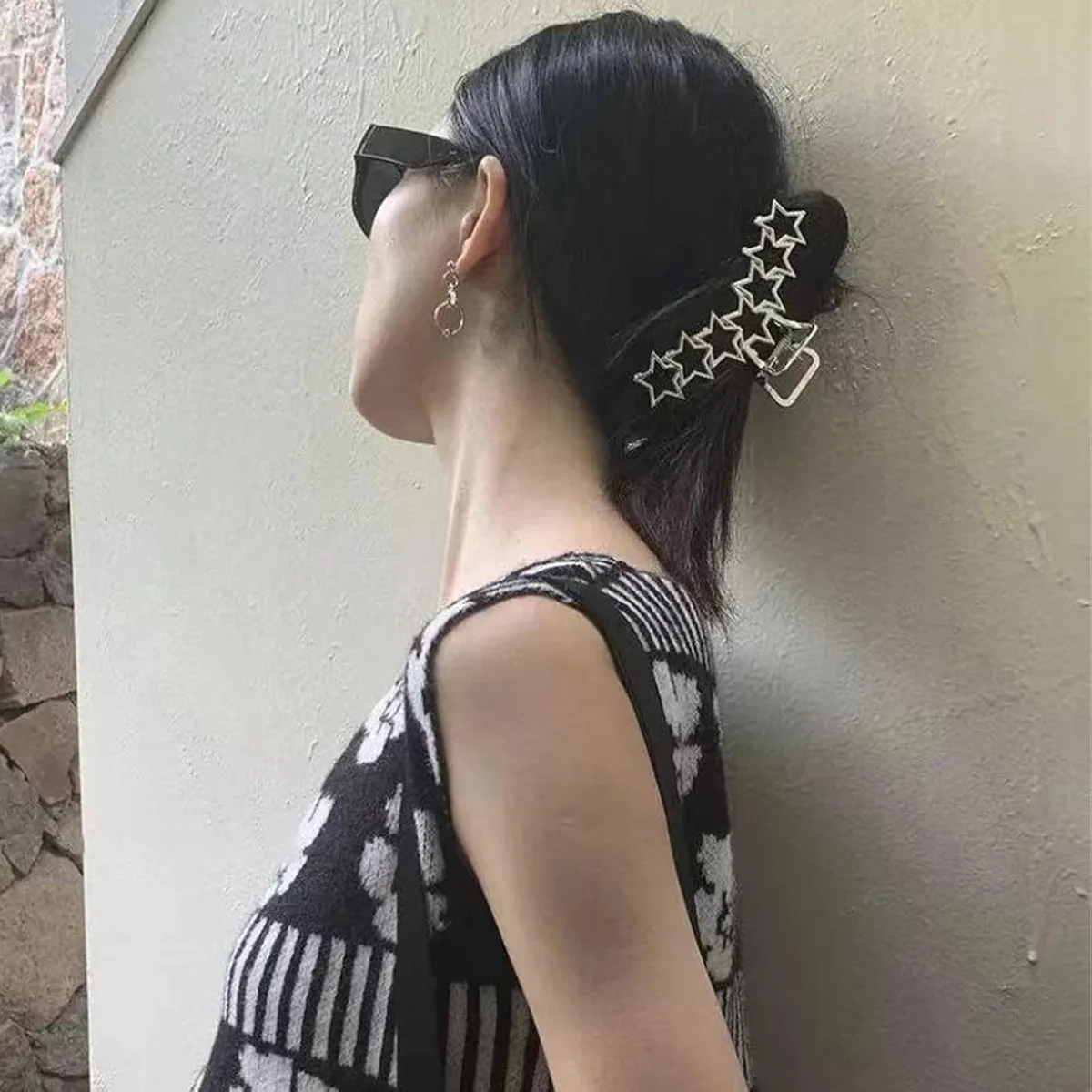 1pc Metal star silver large hair clip with simple design and high-end shark clip at the back of the head
