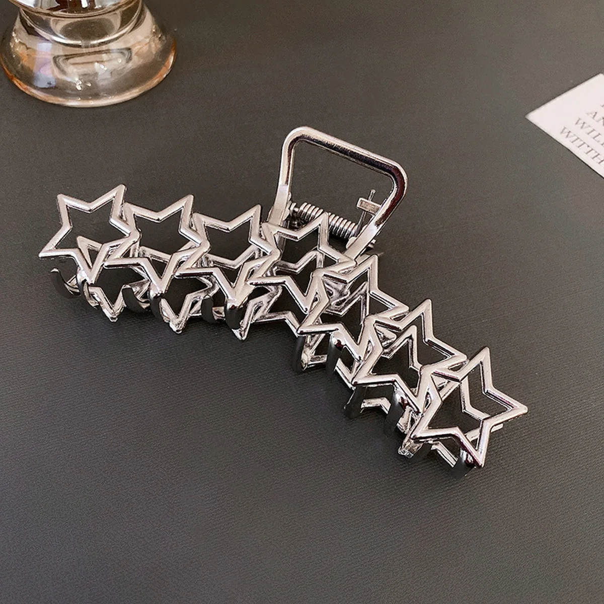 1pc Metal star silver large hair clip with simple design and high-end shark clip at the back of the head