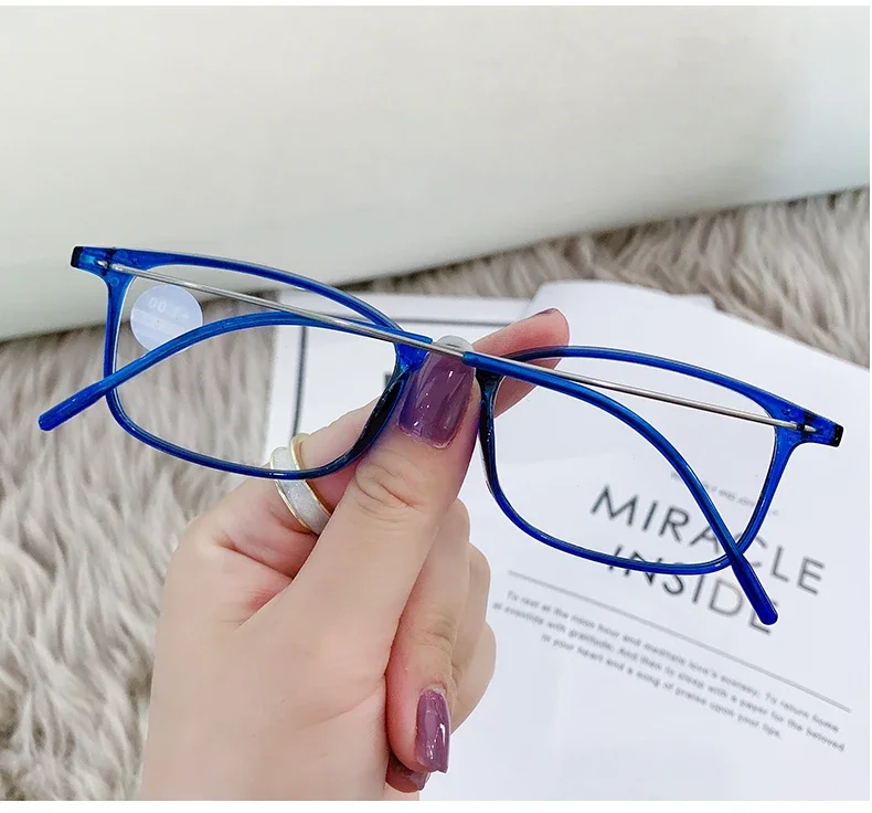 Fashion Classic Anti Blue Light Blocking Reading Glasses for Women and Men Optical Computer Eyeglasses Presbyopia +1.0 To +4.0
