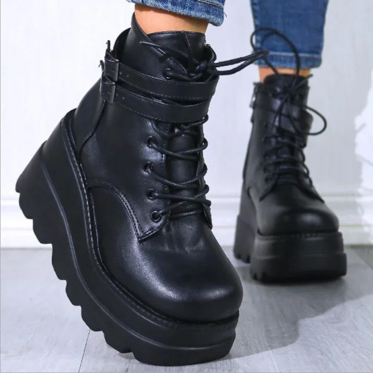 Gothic Black Boots Ankle Shoes on Heels Platform Sneakers Chunky for Women Luxury Designer Casual New Rock Booties