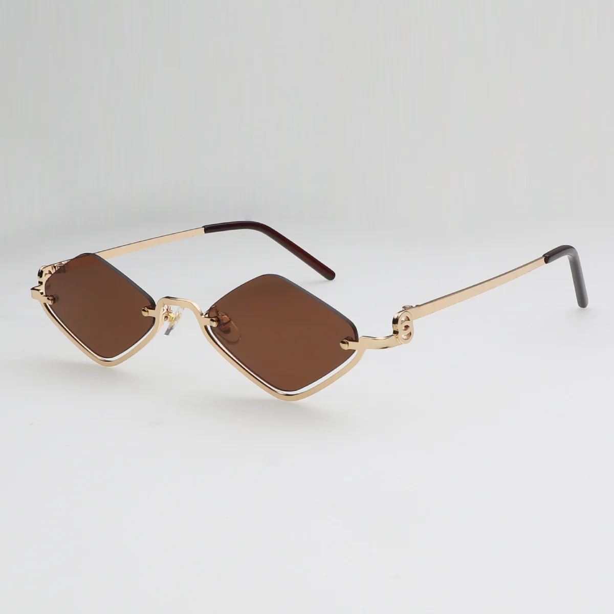 Fashion Small Polygonal Sunglasses Women Luxury Brand Metal Half Frame Sun Glasses Ladies Hipster Sexy Cat Eye Shades Vintage